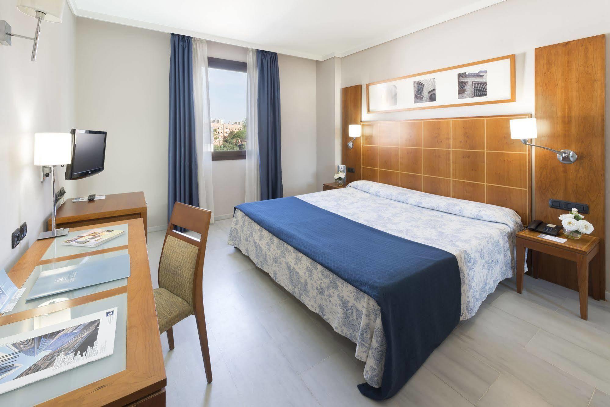 Hotel Exe Ciudad De Cordova